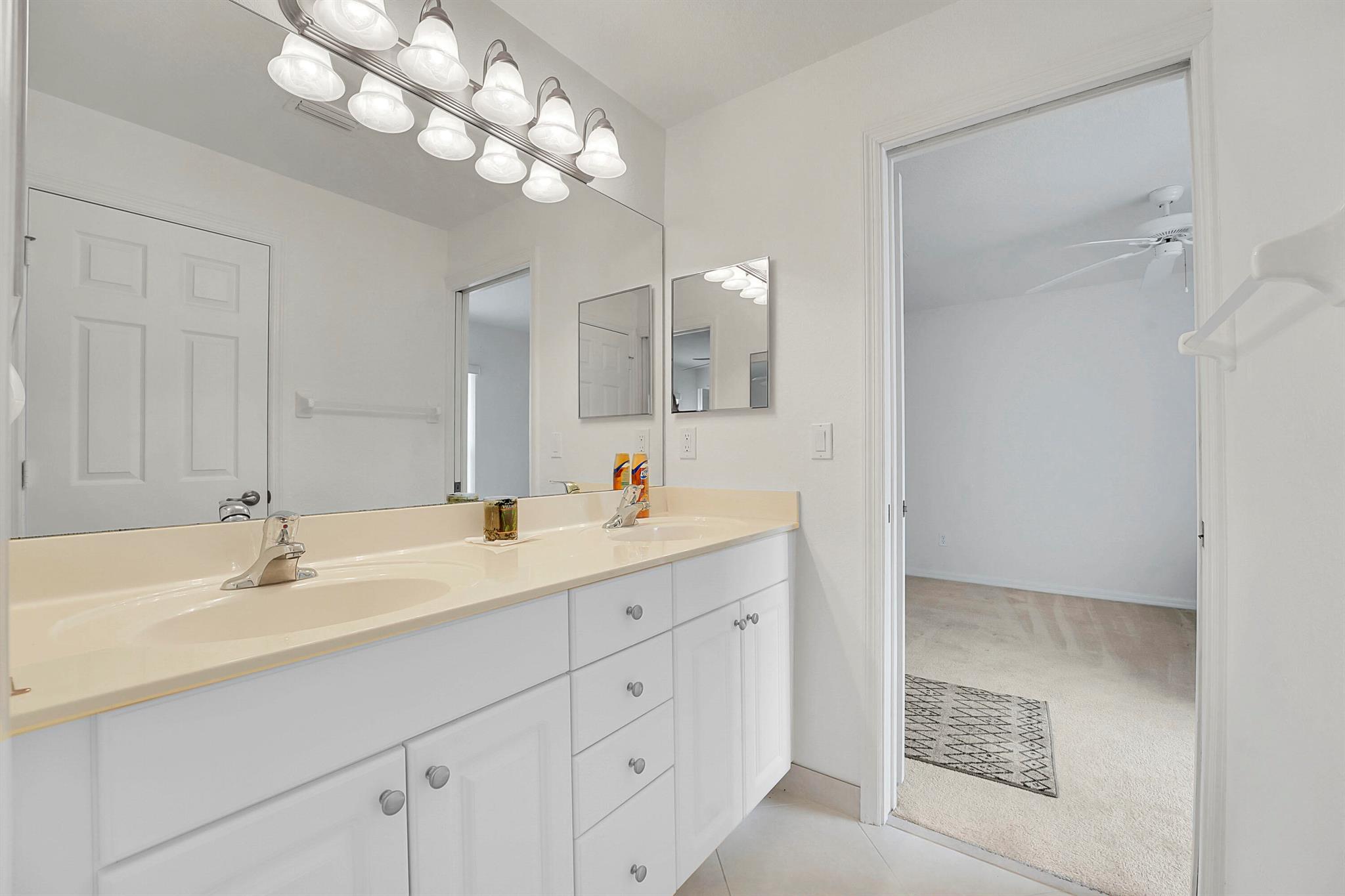 PORT ST LUCIE SECTION 19 - Residential