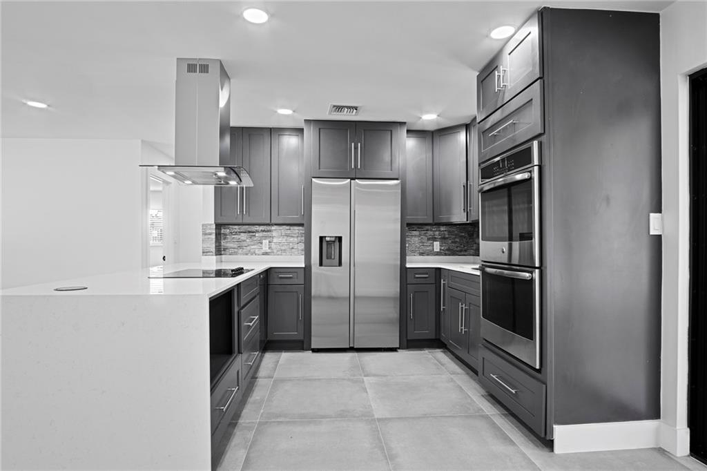 Coral Manor 50-5 B - Residential