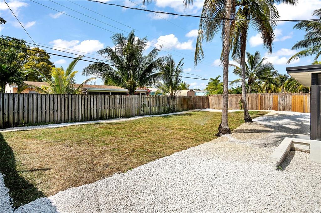 Coral Manor 50-5 B - Residential