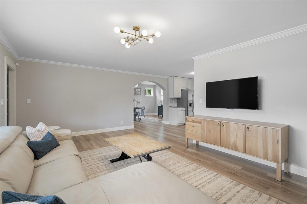 Photo of 649 NW 30th Street, Wilton Manors, FL 33311 (MLS # F10555611)