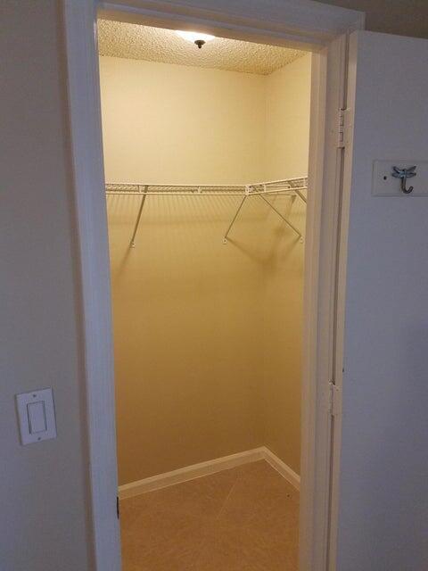 BAHIA AT DELRAY CONDO - Residential Lease