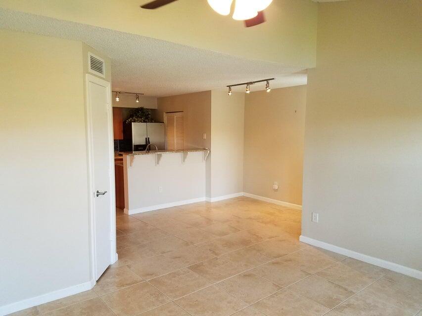 BAHIA AT DELRAY CONDO - Residential Lease