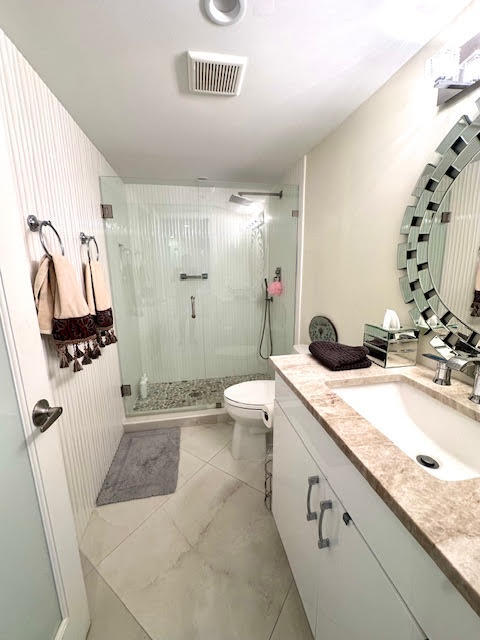 GLENEAGLES CONDO III - Residential Lease