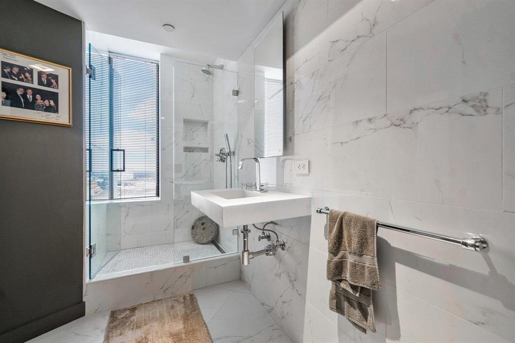 TRUMP PLAZA OF THE PALM BEACHES CONDO - Residential