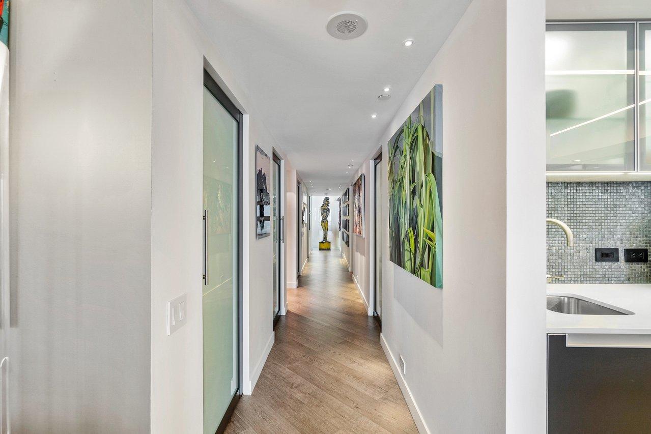 TRUMP PLAZA OF THE PALM BEACHES CONDO - Residential