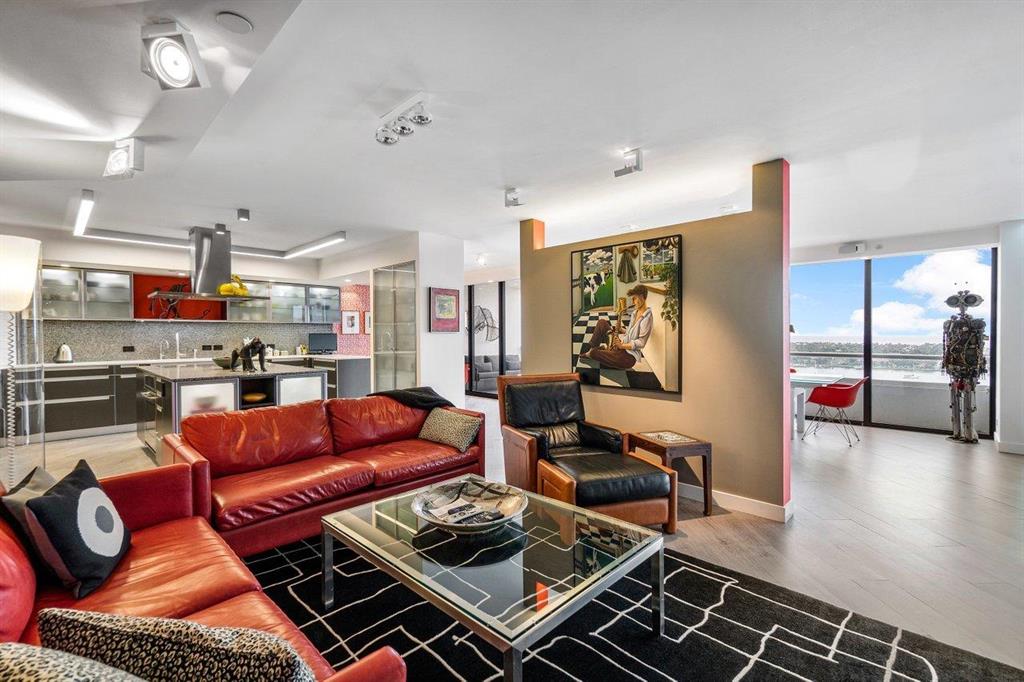 TRUMP PLAZA OF THE PALM BEACHES CONDO - Residential