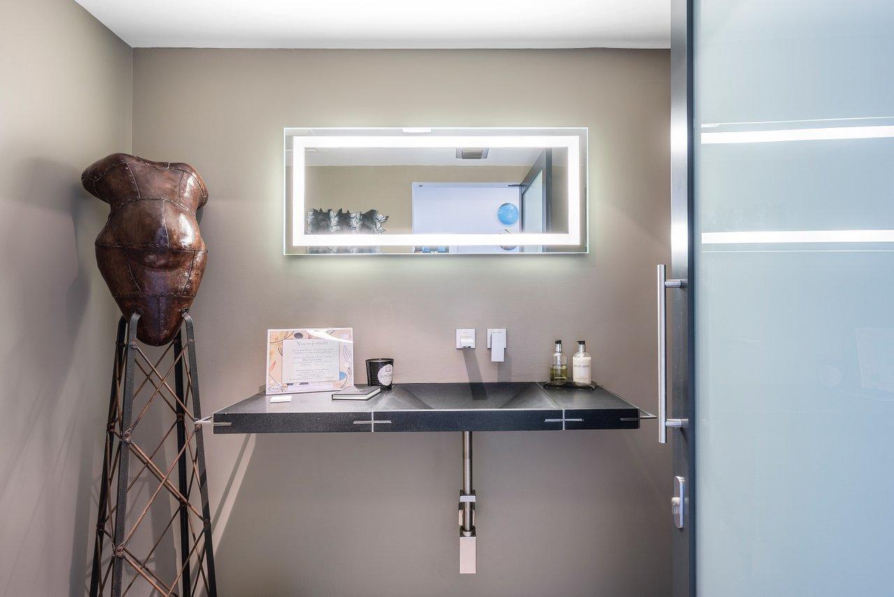 TRUMP PLAZA OF THE PALM BEACHES CONDO - Residential