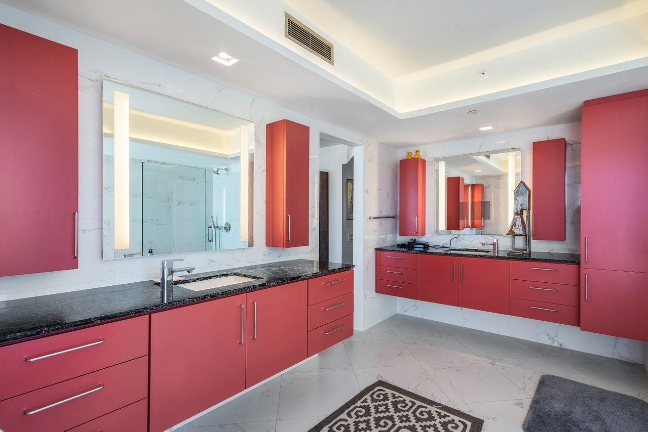 TRUMP PLAZA OF THE PALM BEACHES CONDO - Residential