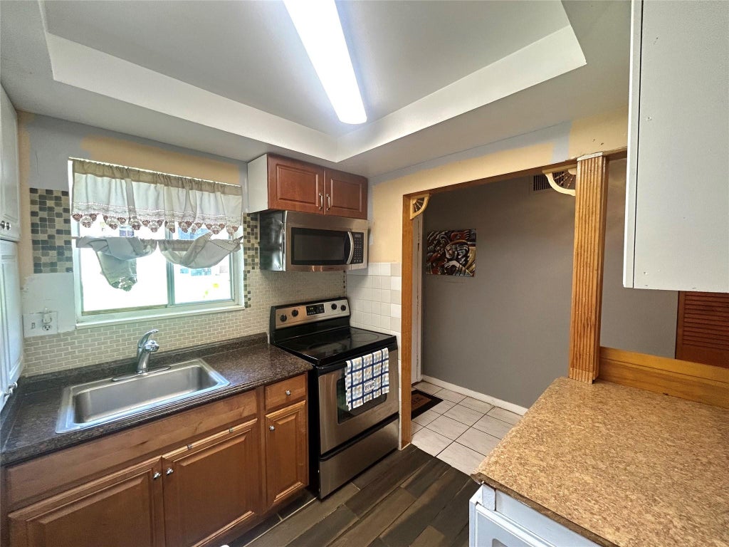 Photo of 6100 FOREST HILL Boulevard #101, West Palm Beach, FL 33415 (MLS # B26078519)