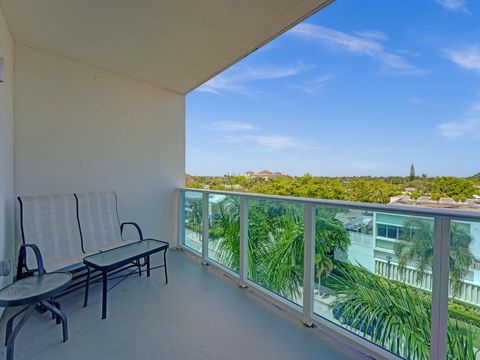 A home in Lake Worth Beach