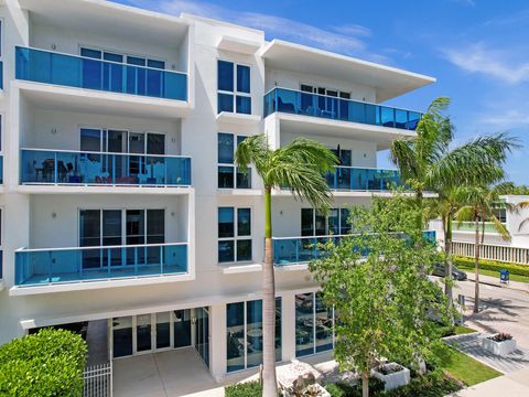 A home in Lake Worth Beach