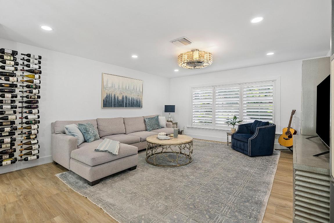 SPANISH RIVER LAND CO SUB UNIT 3 - Residential Lease