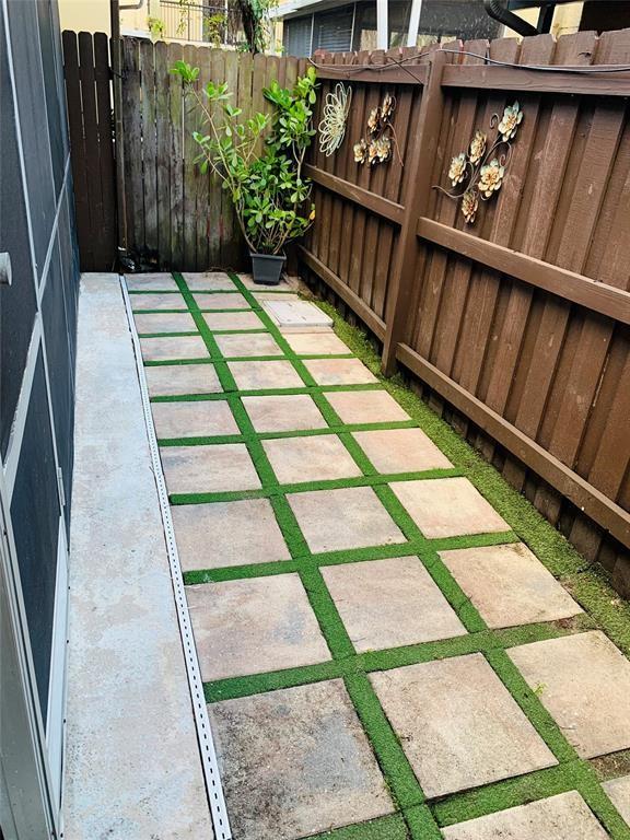 4100 CONDO - Residential