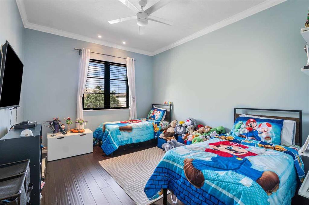 The Oaks - Residential