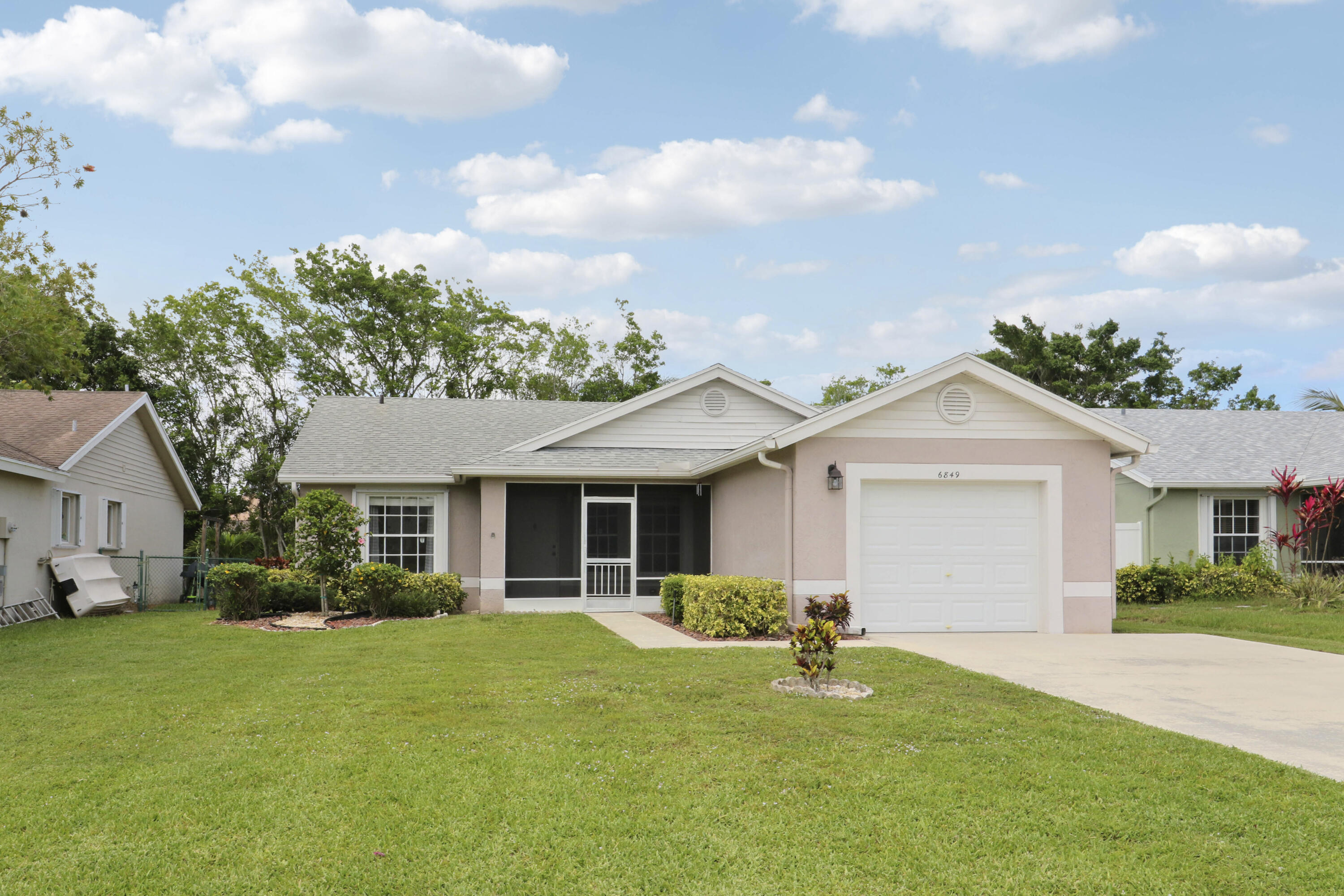 STRATHMORE ESTATES AT BOYNTON BEACH 2 - Residential