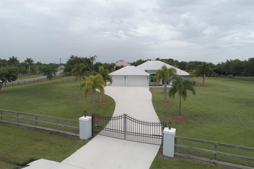 Photo of 9702 SW Granada Court, Palm City, FL 34990 (MLS # R10738039)