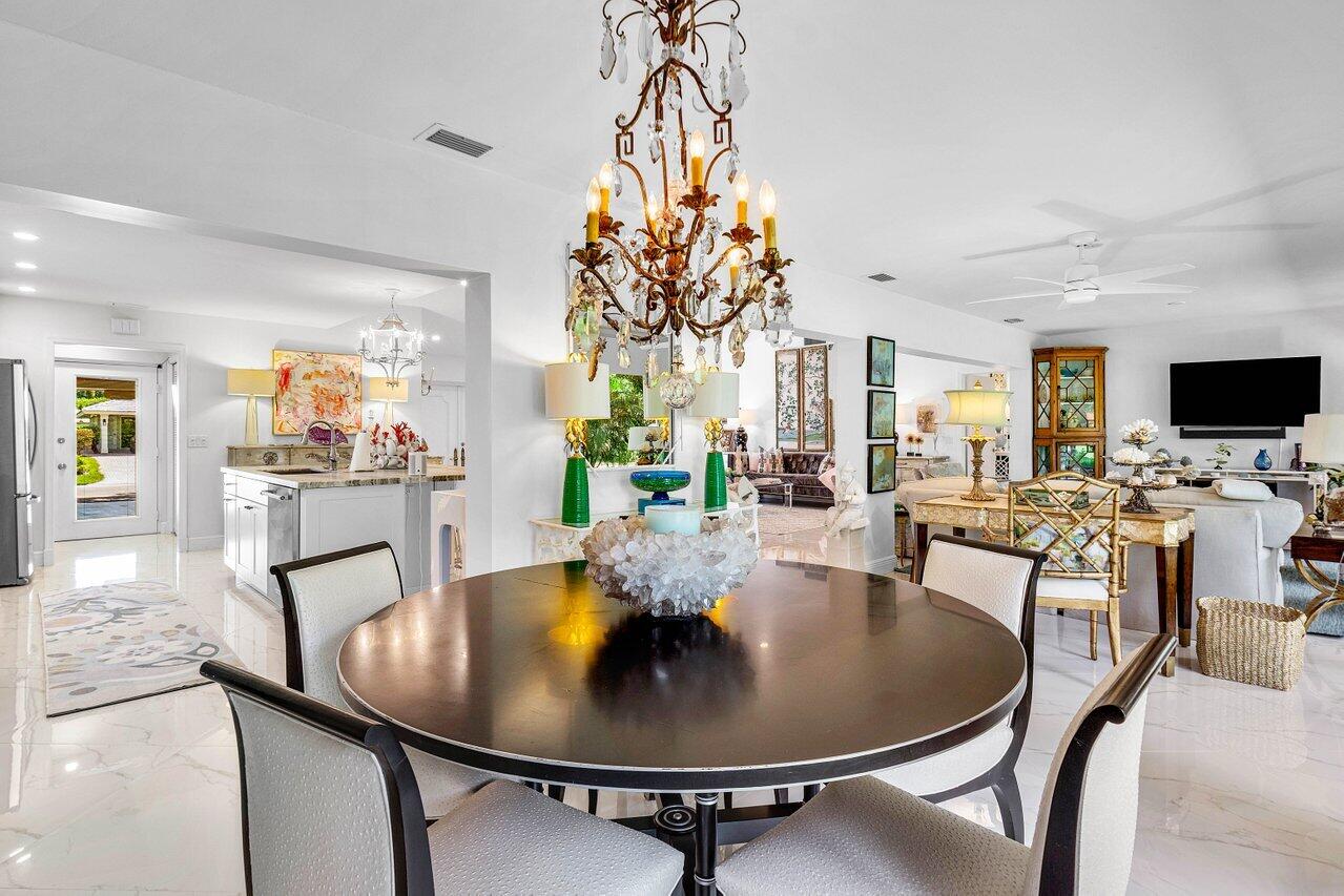 3432 Royal Tern Circle
