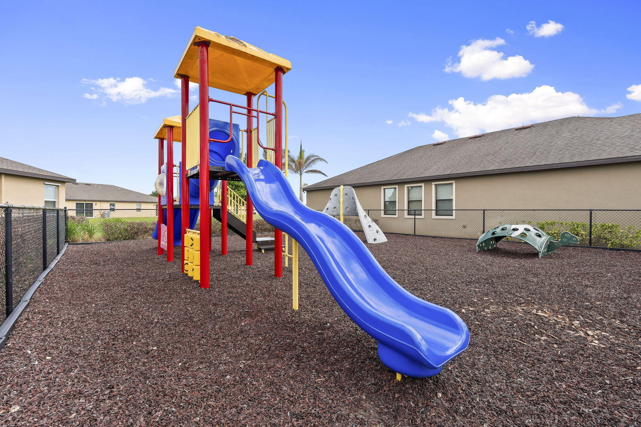 CELEBRATION POINTE - Residential