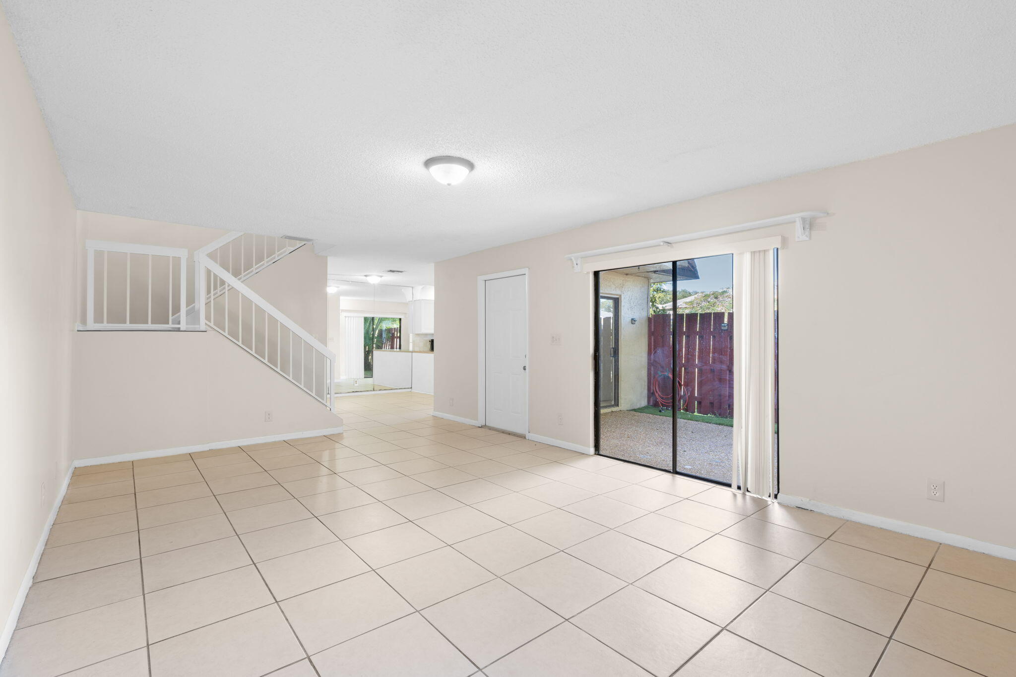 VILLAS OF WOODLAND GREENS - Residential