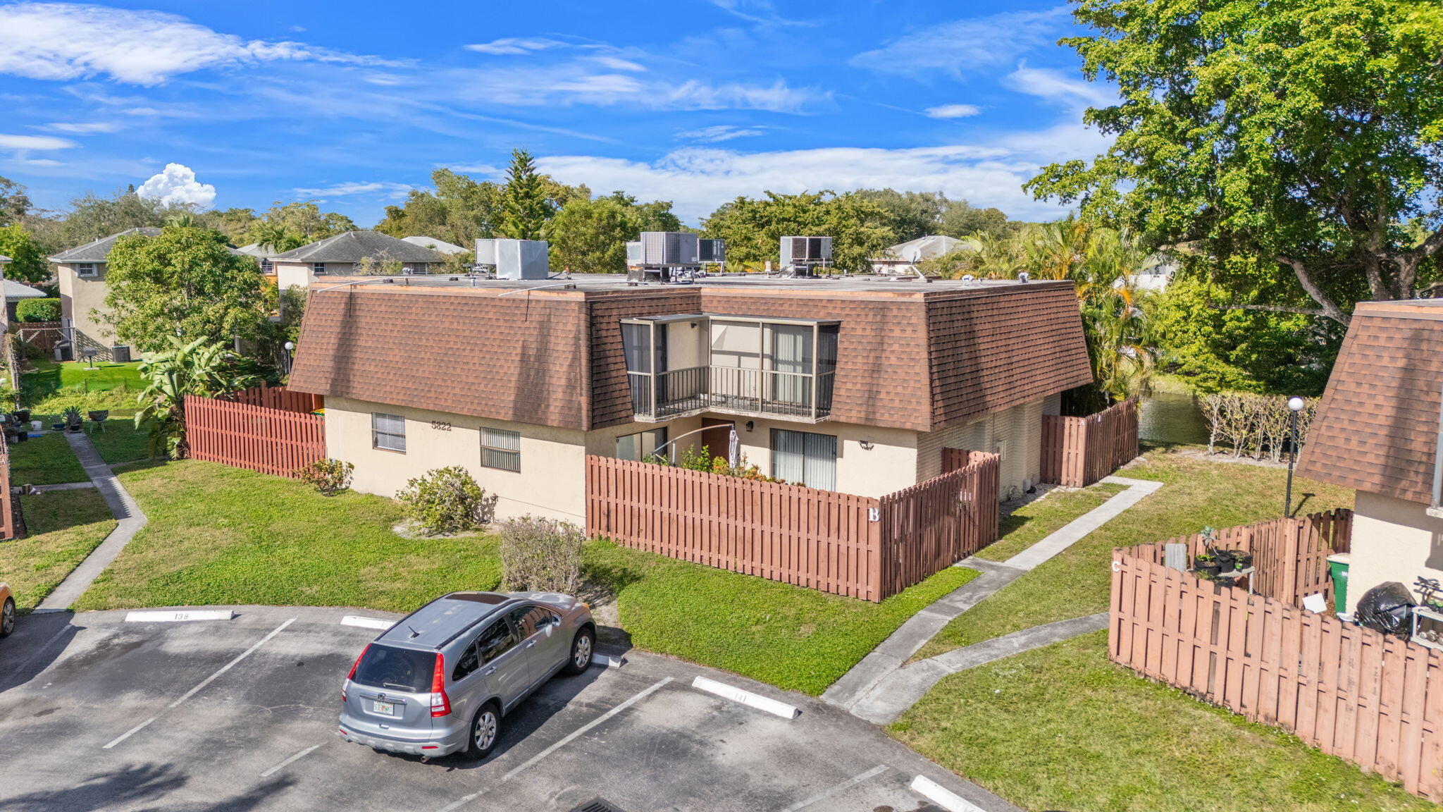 VILLAS OF WOODLAND GREENS - Residential