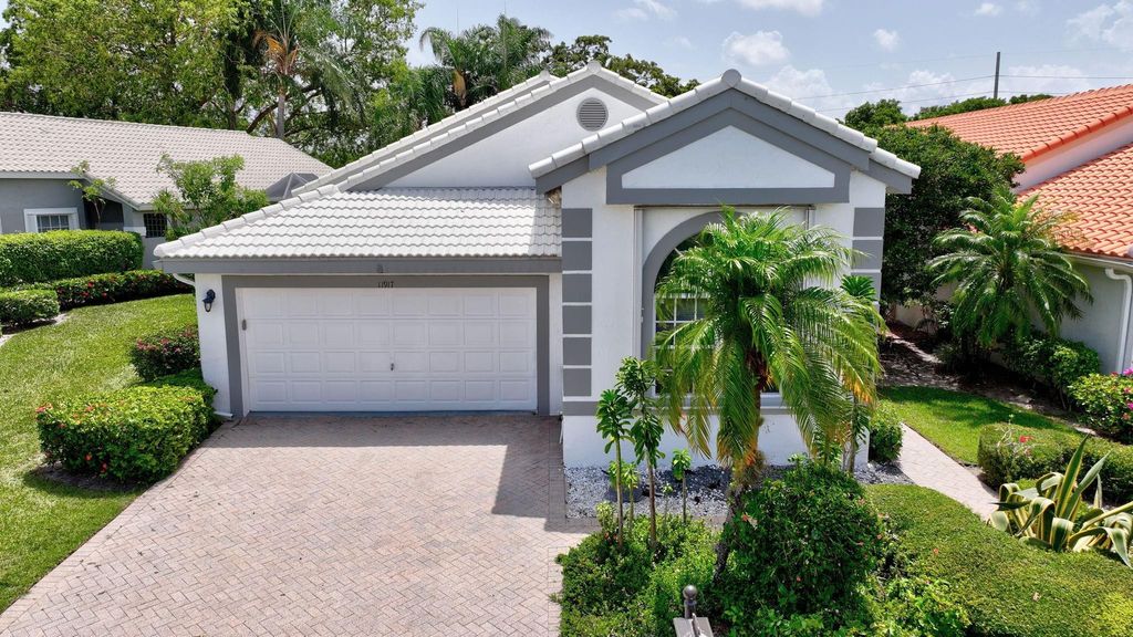 Photo of 11917 Fountainside Circle, Boynton Beach, FL 33437 (MLS # F10507217)