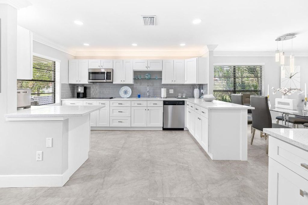 Photo of 9187 Norte Lago #5b, Boca Raton, FL 33428 (MLS # R11121995)