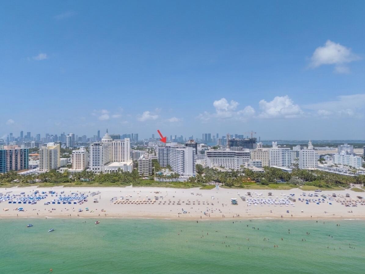 100 Lincoln Road PH14