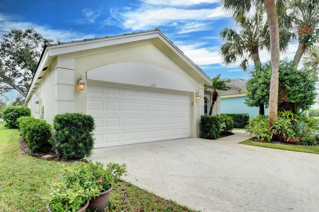 Photo of 122 Harbor Lake Circle, Greenacres, FL 33413 (MLS # R10937172)