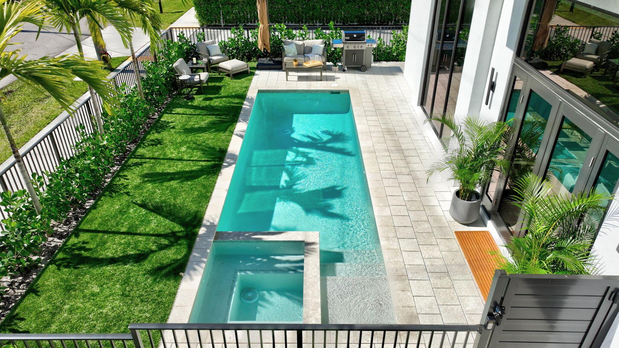 311 SE 3rd Street