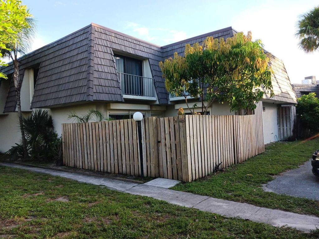 Photo of 1907 N Congress Avenue, West Palm Beach, FL 33401 (MLS # R11016602)