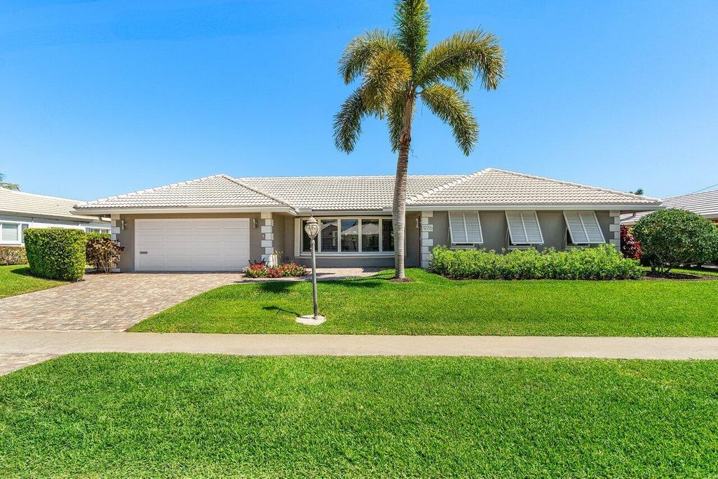 Photo of 976 SW Mulberry Way, Boca Raton, FL 33486 (MLS # R11071320)