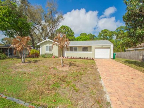 2317 SE Gillette Avenue Port St Lucie FL 34952