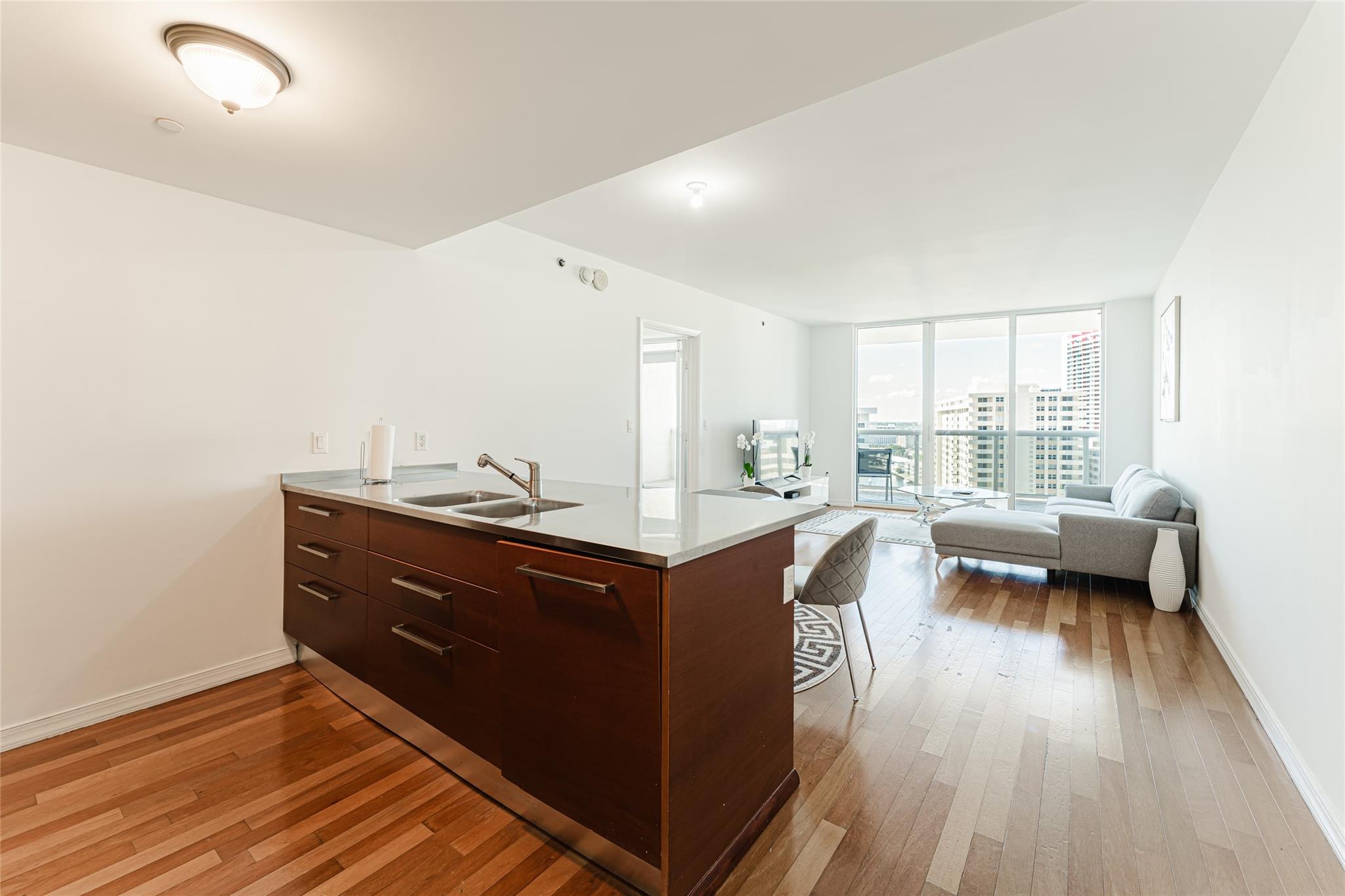 Beach Club - Residential