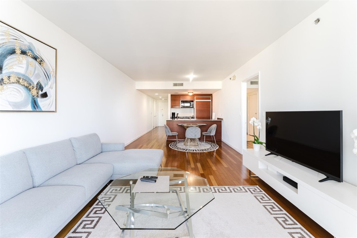 Beach Club - Residential