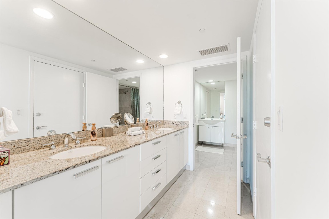 Beach Club - Residential