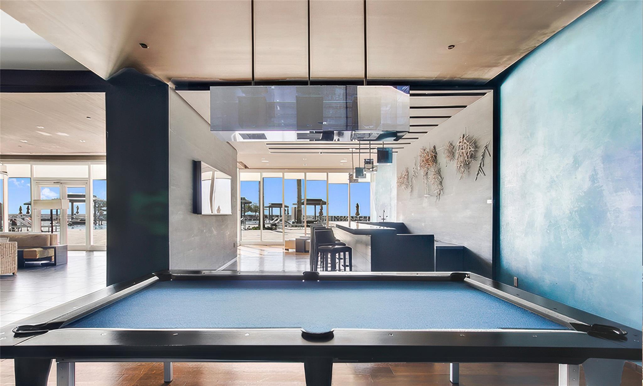 Beach Club - Residential