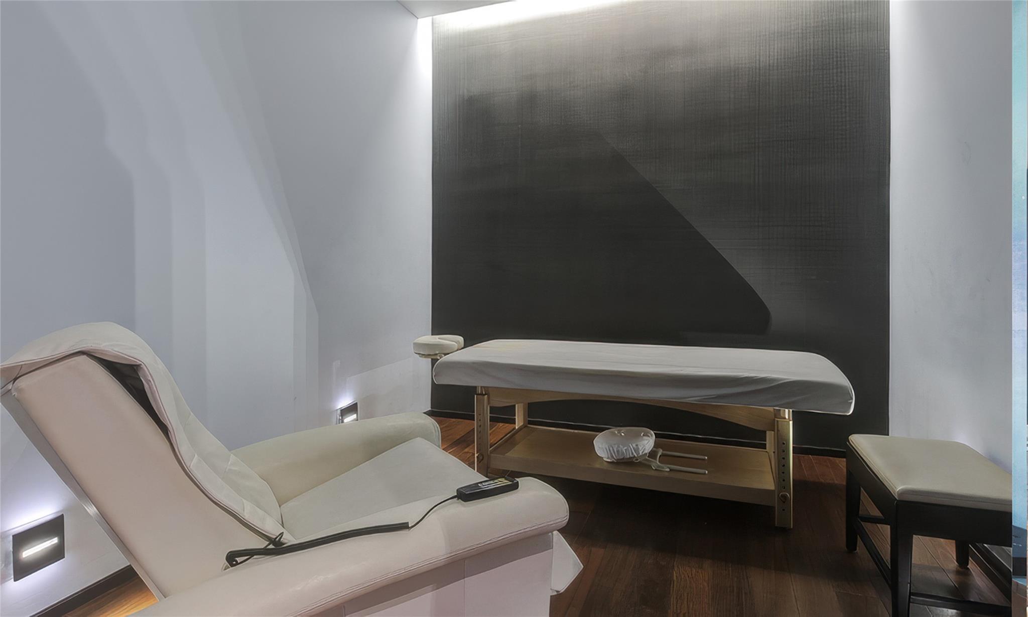 Beach Club - Residential