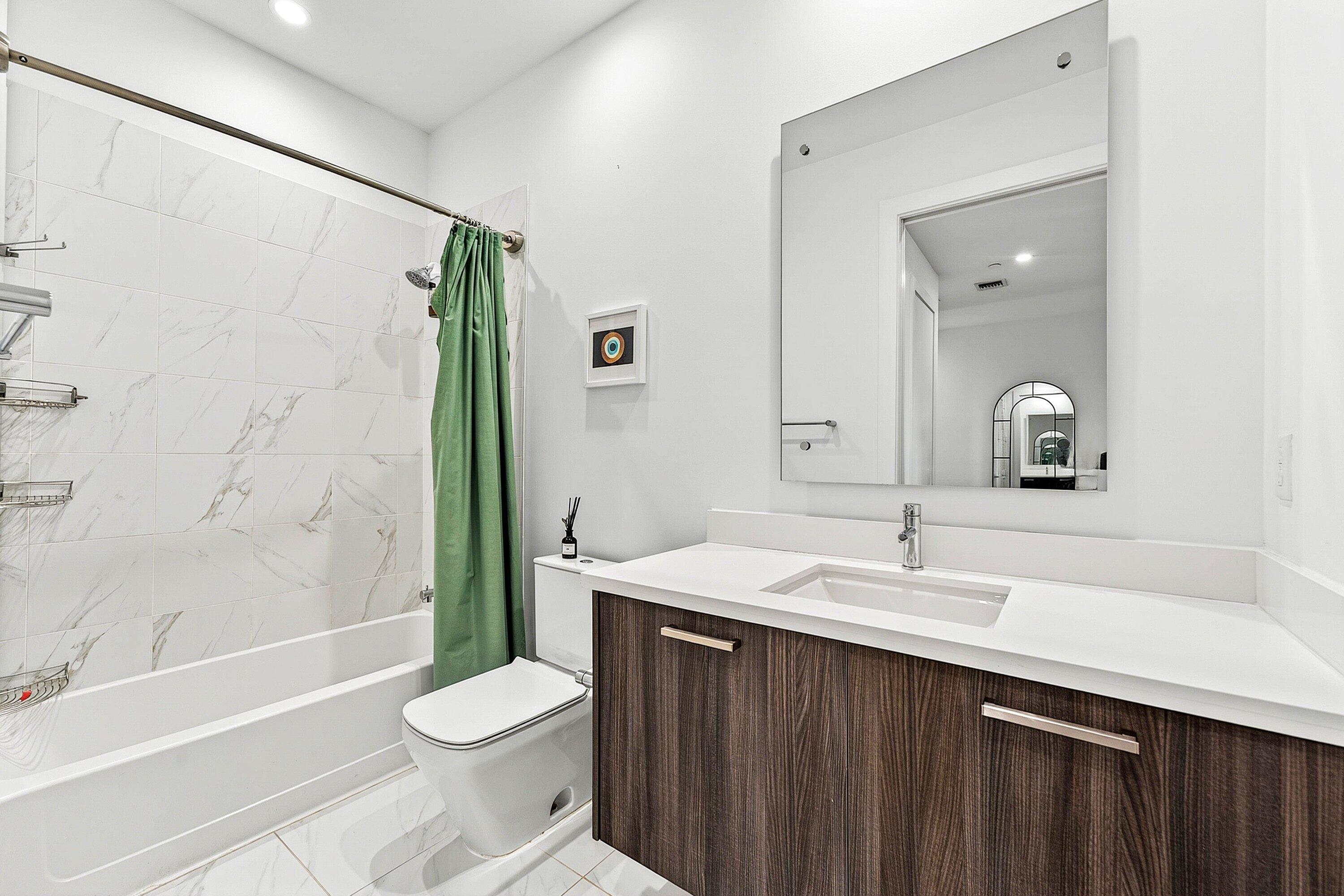 GALLERIA LOFTS CONDO - Residential Lease