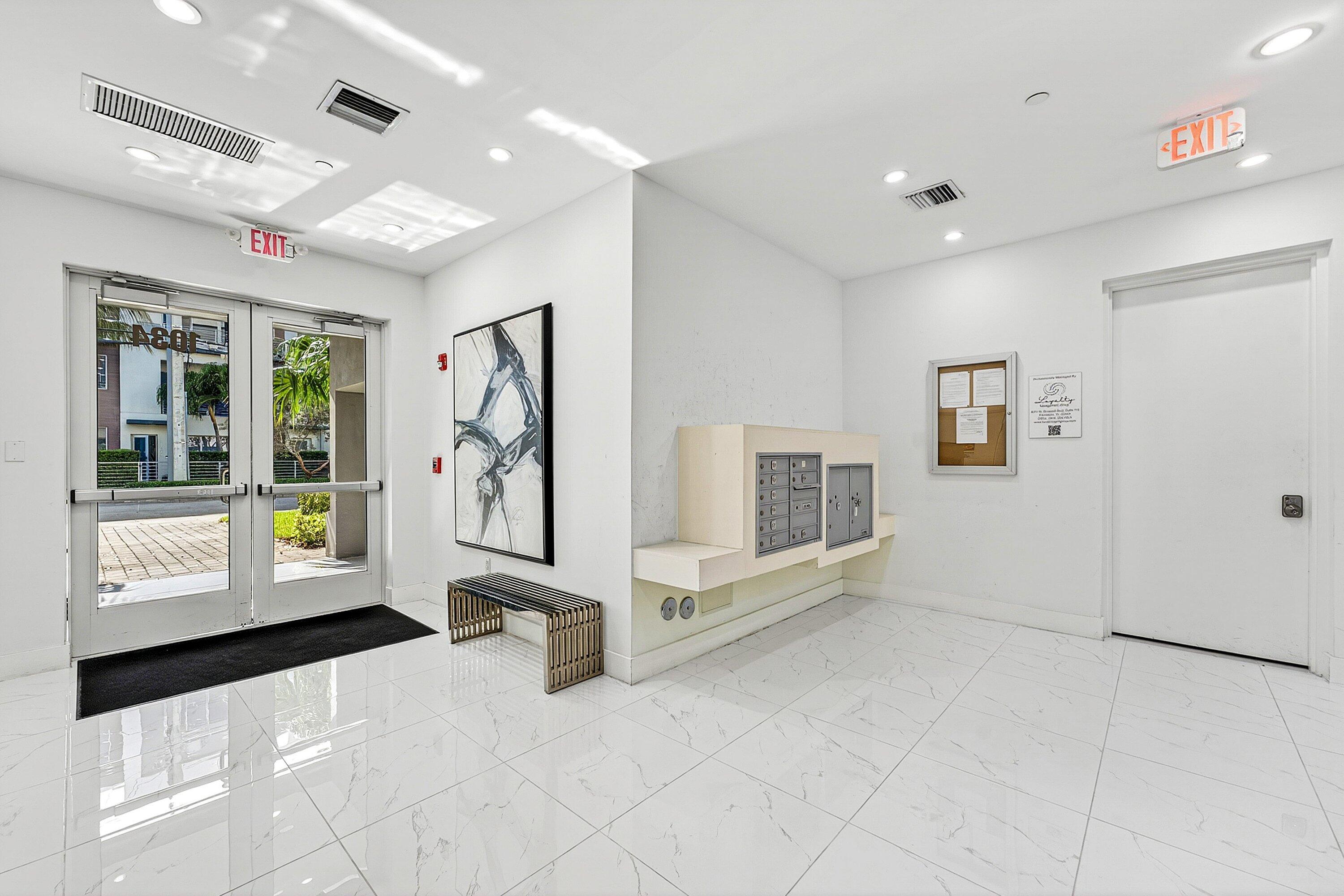 GALLERIA LOFTS CONDO - Residential Lease