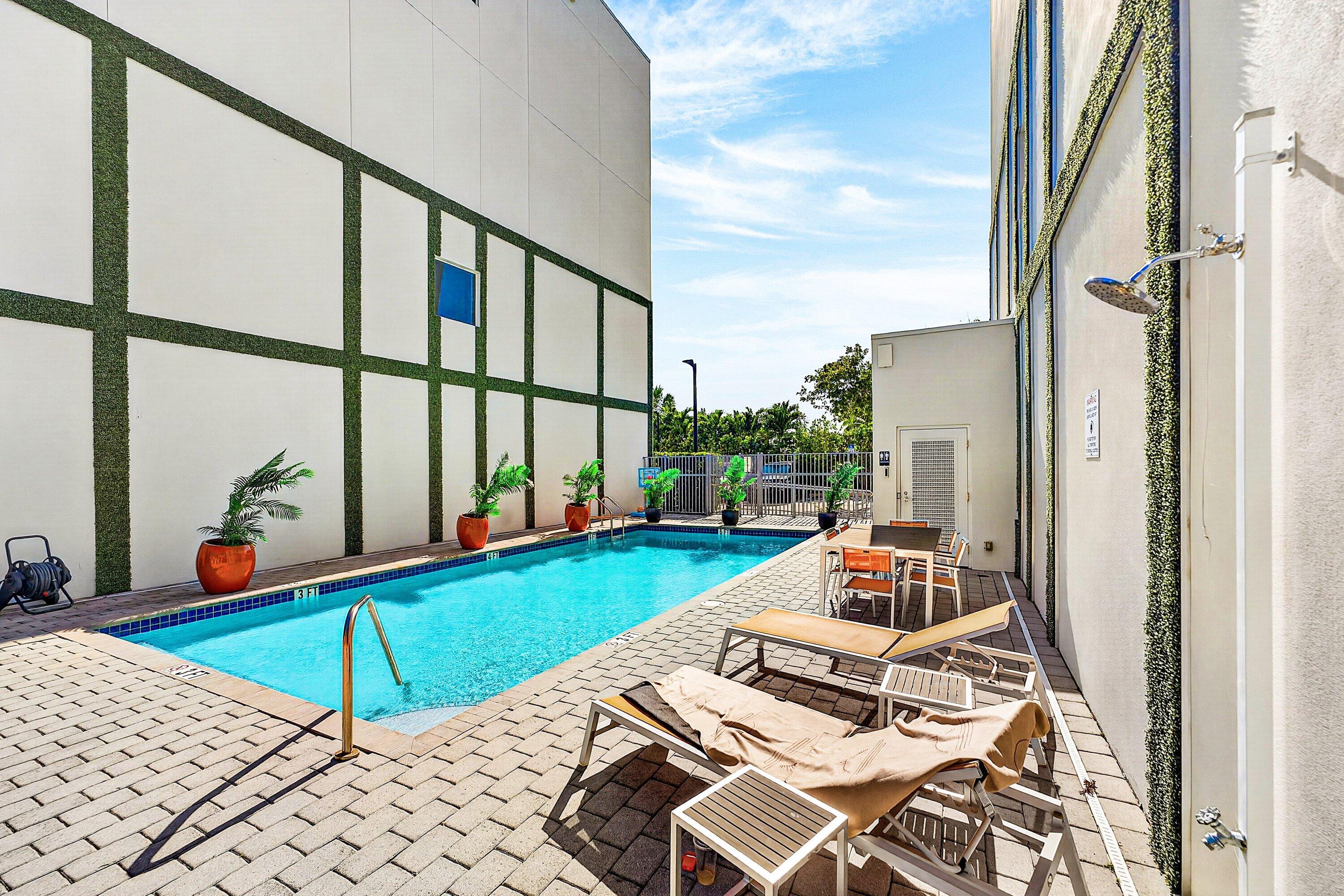 GALLERIA LOFTS CONDO - Residential Lease