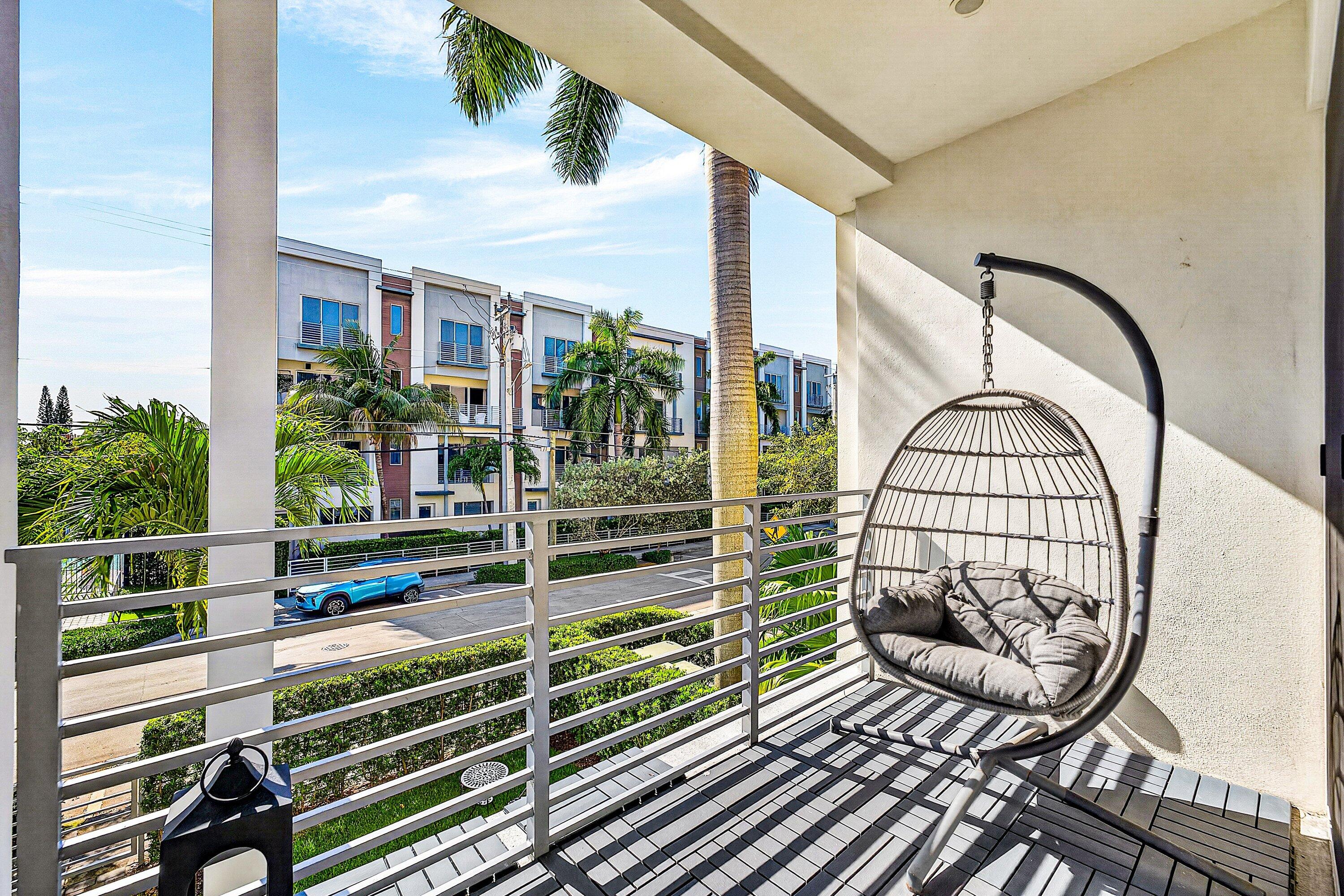 GALLERIA LOFTS CONDO - Residential Lease