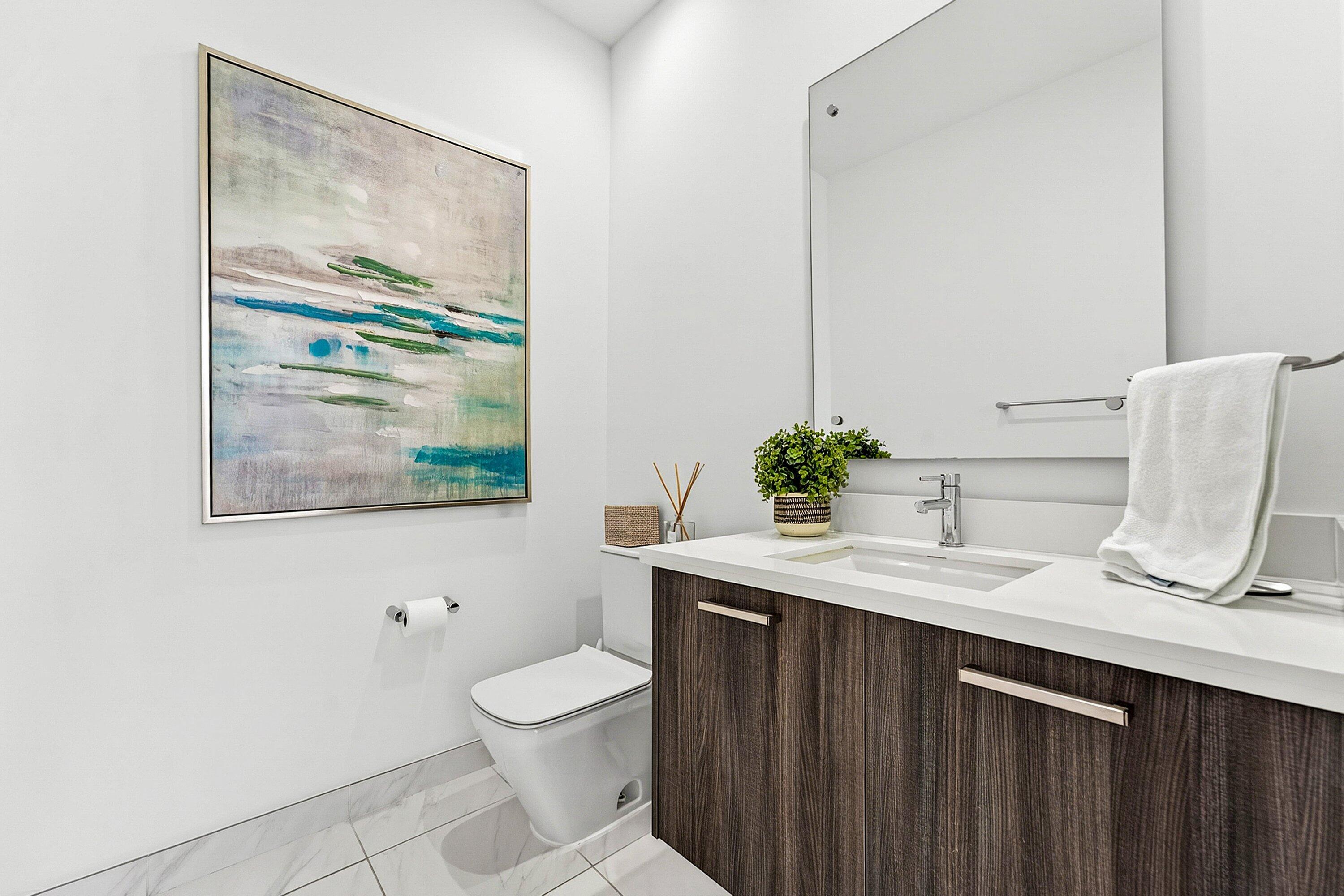 GALLERIA LOFTS CONDO - Residential Lease