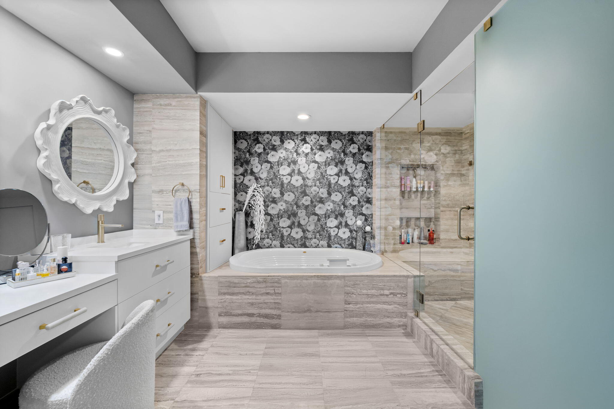 Las Olas beach Club - Residential