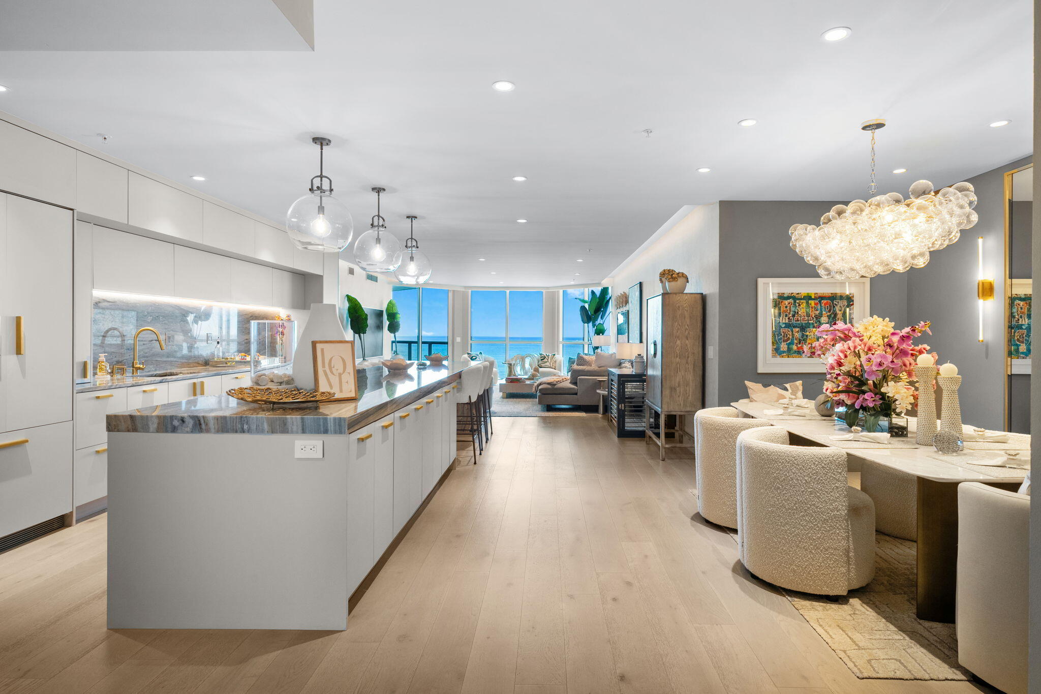 Las Olas beach Club - Residential