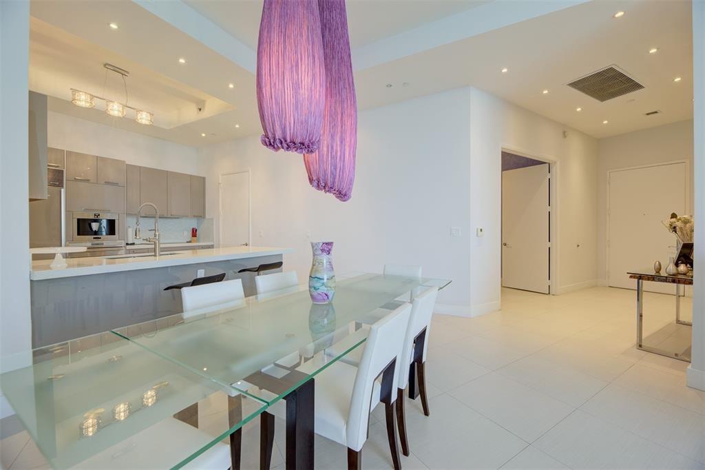 Trump Tower 2 - Residential