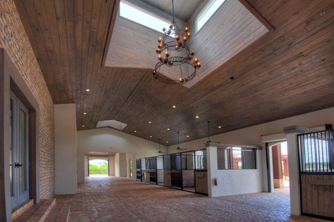 GRAND PRIX VILLAGE SOUTH - Residential