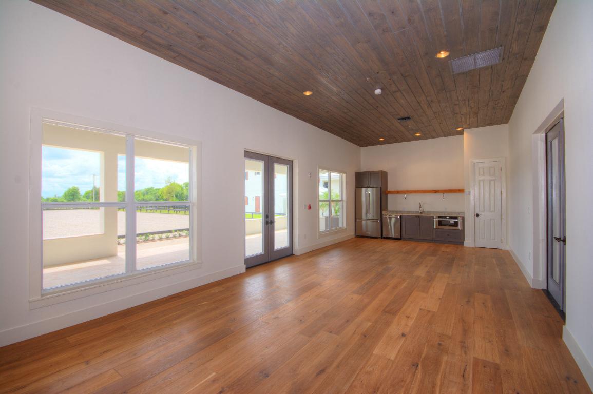 GRAND PRIX VILLAGE SOUTH - Residential