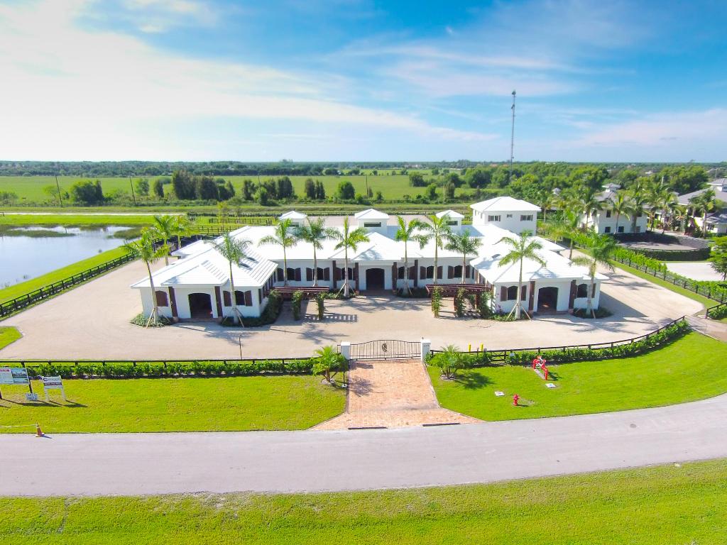 GRAND PRIX VILLAGE SOUTH - Residential