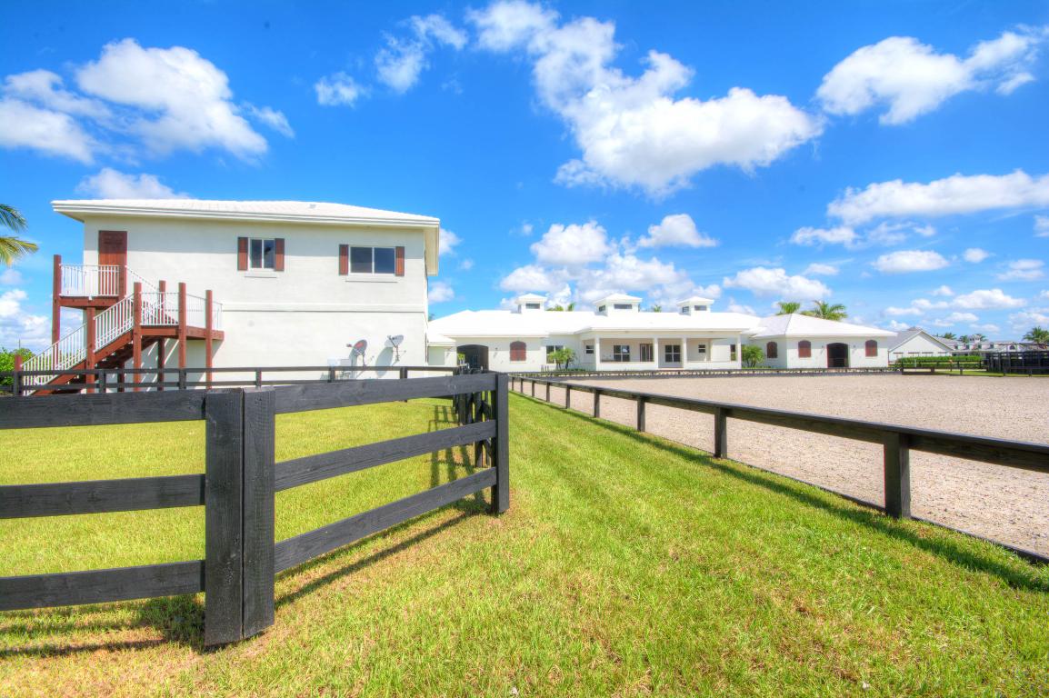 GRAND PRIX VILLAGE SOUTH - Residential