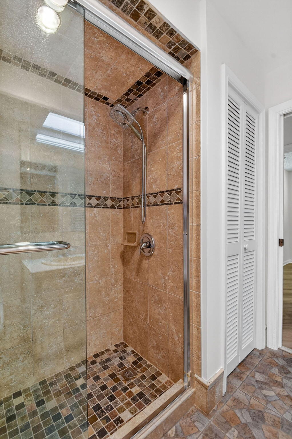 WOODED ACRES - Residential